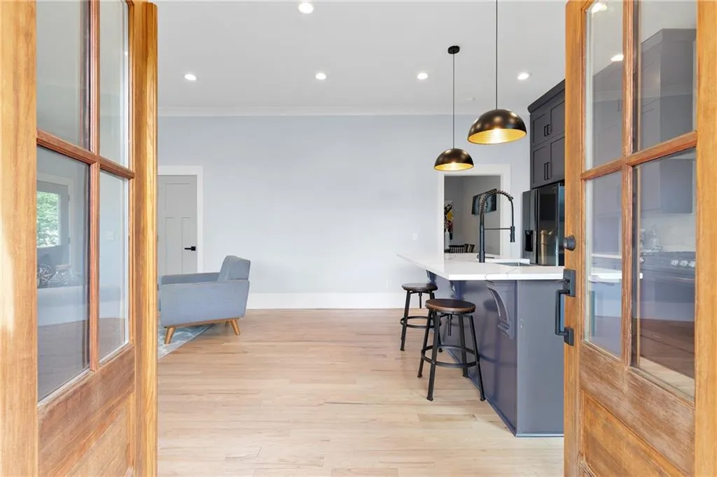 1671 Laurel Avenue Nw, Atlanta, Georgia 30318, 3 Bedrooms Bedrooms, ,2 BathroomsBathrooms,Residential,For Sale,1671 Laurel Avenue Nw,7619661