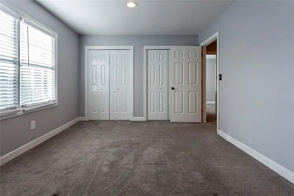 8 Vernon Glen Court, Atlanta, Georgia 30338, 3 Bedrooms Bedrooms, ,2 BathroomsBathrooms,Residential,Sold,8 Vernon Glen Court,6881777