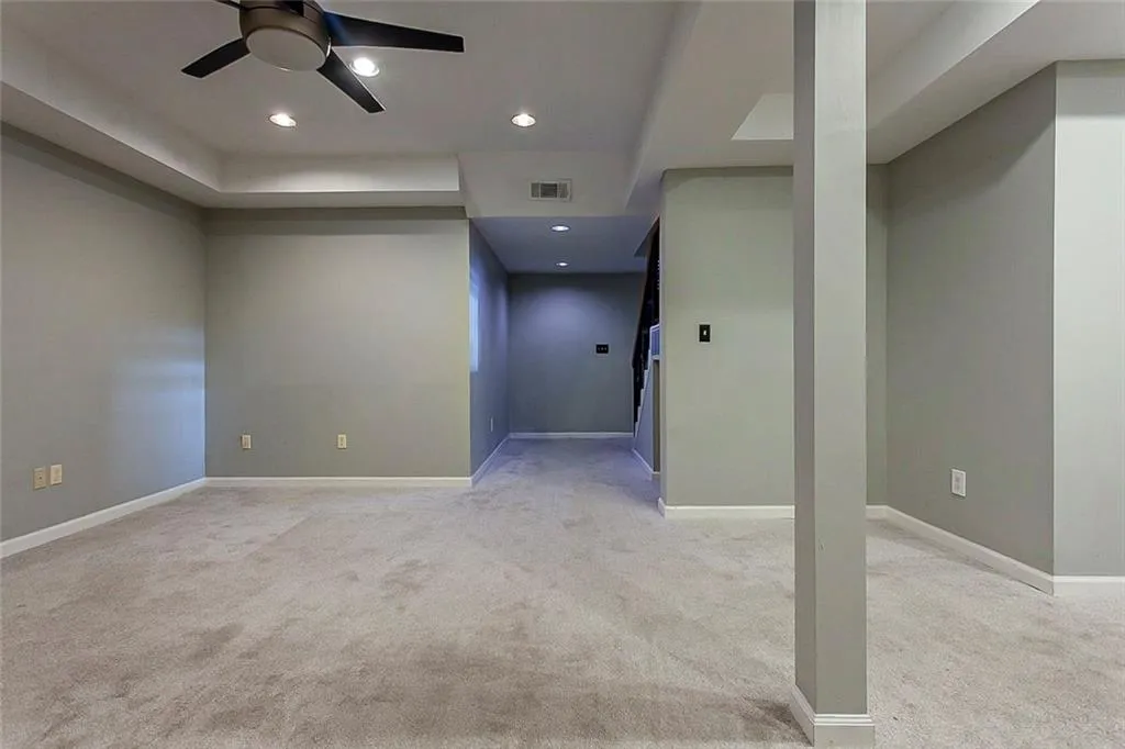 8 Vernon Glen Court, Atlanta, Georgia 30338, 3 Bedrooms Bedrooms, ,2 BathroomsBathrooms,Residential,Sold,8 Vernon Glen Court,6881777