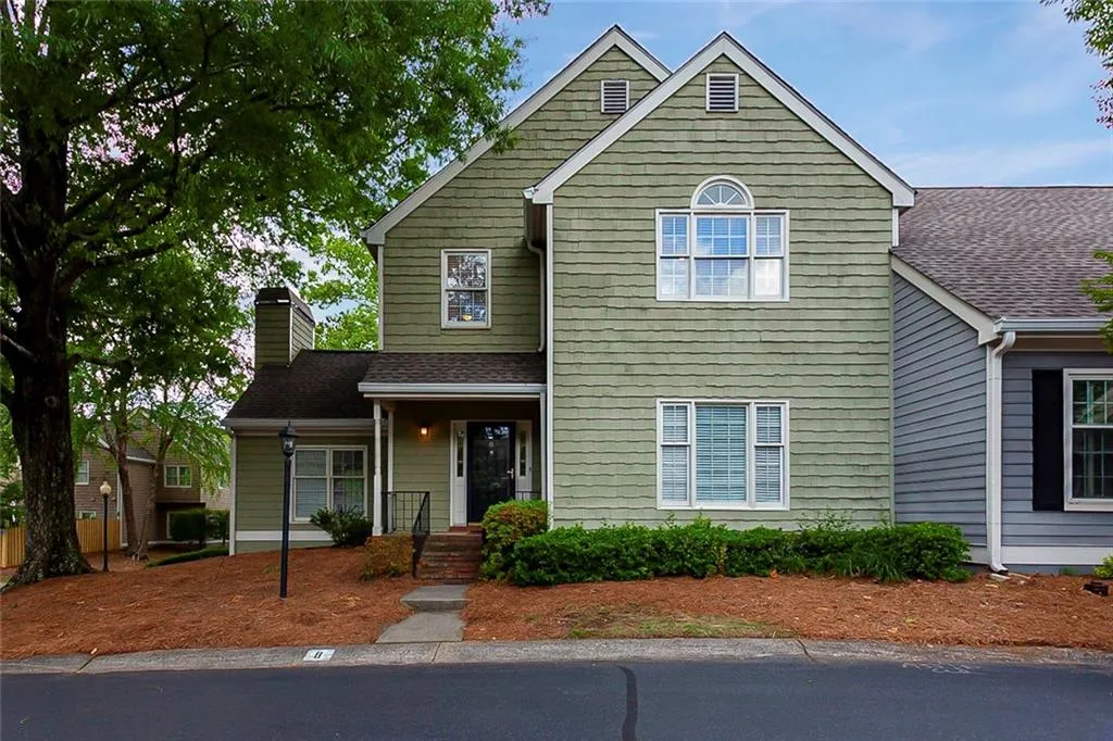8 Vernon Glen Court, Atlanta, Georgia 30338, 3 Bedrooms Bedrooms, ,2 BathroomsBathrooms,Residential,Sold,8 Vernon Glen Court,6881777