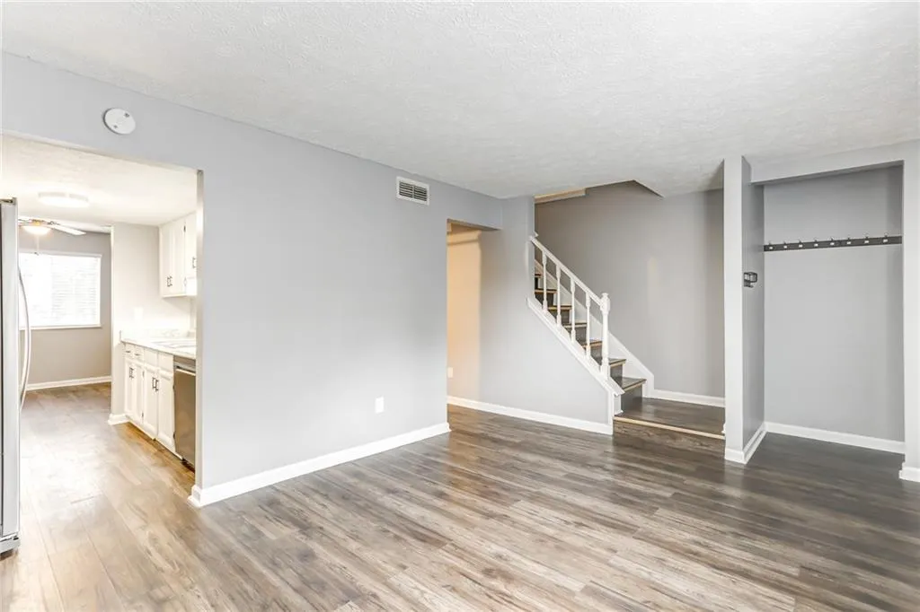 8884 Long Beach Circle, Atlanta, Georgia 30350, 3 Bedrooms Bedrooms, ,1 BathroomBathrooms,Residential,Sold,8884 Long Beach Circle,7475182