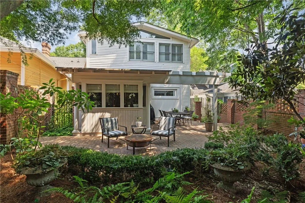 213 Westminster Drive Ne, Atlanta, Georgia 30309, 4 Bedrooms Bedrooms, ,3 BathroomsBathrooms,Residential,For Sale,213 Westminster Drive Ne,7668501 213 Westminster Drive Ne, Atlanta, Georgia 30309, 4 Bedrooms Bedrooms, ,3 BathroomsBathrooms,Residential,For Sale,213 Westminster Drive Ne,7668501
