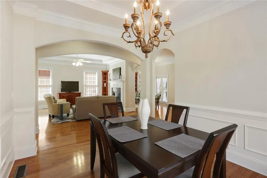 3700 Wescott Way, Sandy Springs, Georgia 30319, 4 Bedrooms Bedrooms, ,4 BathroomsBathrooms,Residential,Sold,3700 Wescott Way,5977451