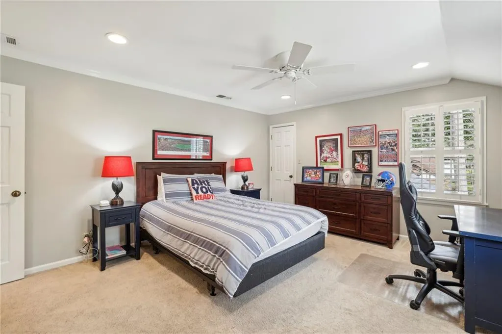 6040 Weatherly Drive, Atlanta, Georgia 30328, 4 Bedrooms Bedrooms, ,4 BathroomsBathrooms,Residential,Sold,6040 Weatherly Drive,7374024