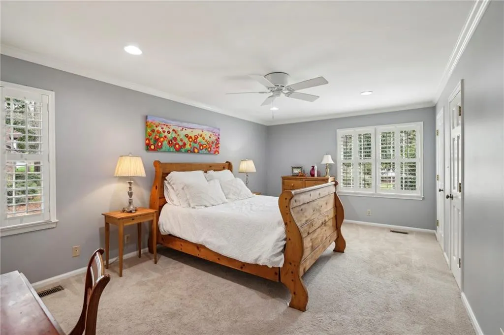6040 Weatherly Drive, Atlanta, Georgia 30328, 4 Bedrooms Bedrooms, ,4 BathroomsBathrooms,Residential,Sold,6040 Weatherly Drive,7374024