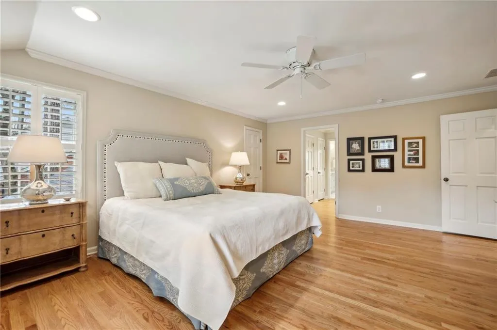 6040 Weatherly Drive, Atlanta, Georgia 30328, 4 Bedrooms Bedrooms, ,4 BathroomsBathrooms,Residential,Sold,6040 Weatherly Drive,7374024