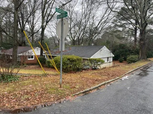 1088 Palafox Drive Ne, Atlanta, Georgia 30324, 3 Bedrooms Bedrooms, ,1 BathroomBathrooms,Residential,Sold,1088 Palafox Drive Ne,7603301