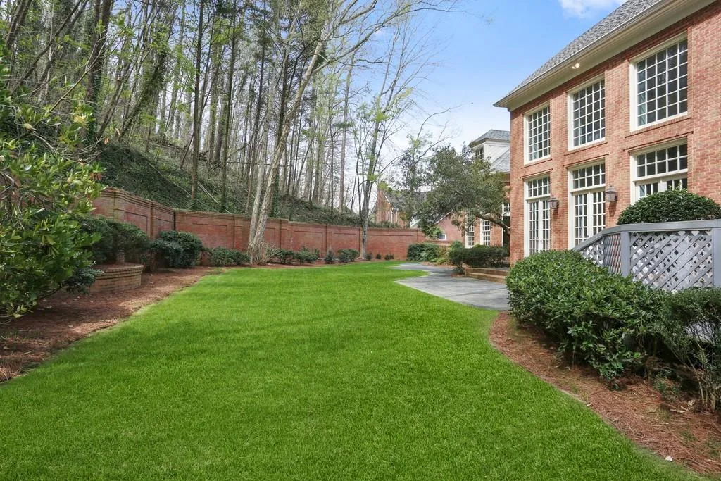 435 Ferry Landing, Sandy Springs, Georgia 30328, 5 Bedrooms Bedrooms, ,4 BathroomsBathrooms,Residential,Sold,435 Ferry Landing,6529272