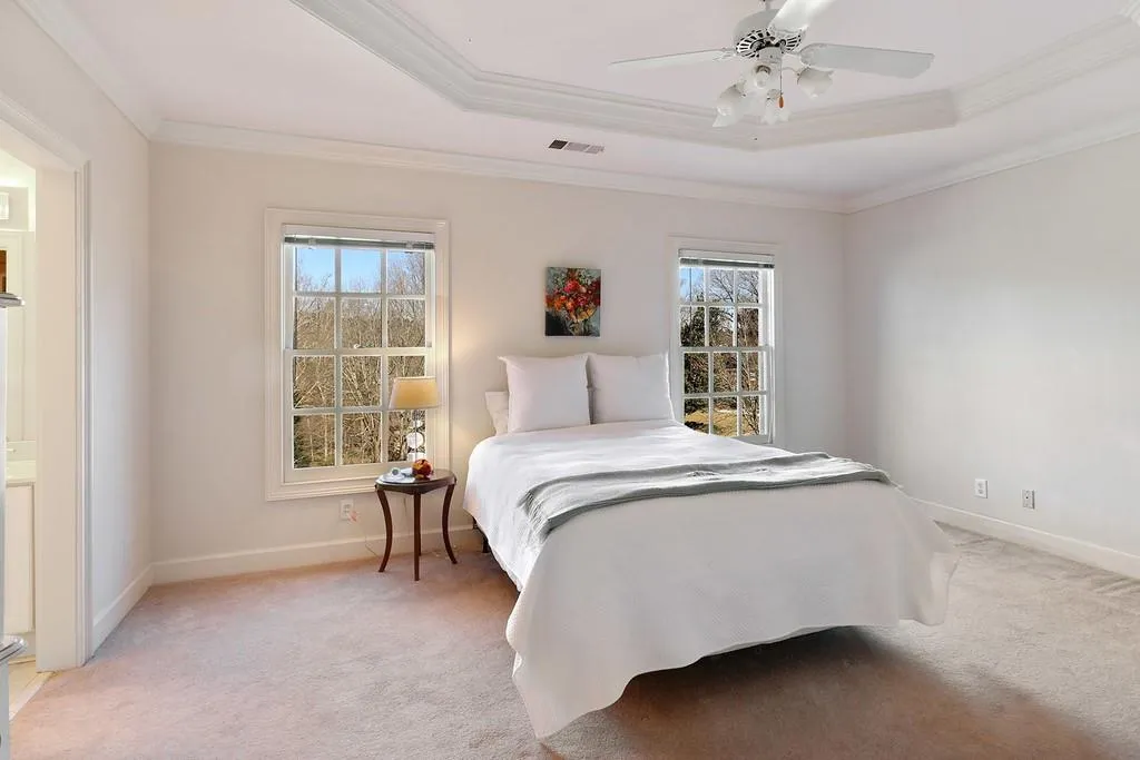 435 Ferry Landing, Sandy Springs, Georgia 30328, 5 Bedrooms Bedrooms, ,4 BathroomsBathrooms,Residential,Sold,435 Ferry Landing,6529272