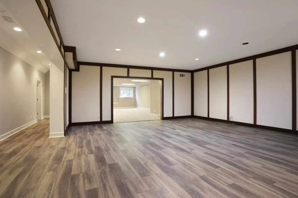 435 Ferry Landing, Sandy Springs, Georgia 30328, 5 Bedrooms Bedrooms, ,4 BathroomsBathrooms,Residential,Sold,435 Ferry Landing,6529272