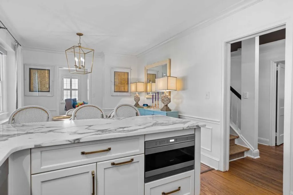 2255 Fairhaven Circle Ne, Atlanta, Georgia 30305, 3 Bedrooms Bedrooms, ,2 BathroomsBathrooms,Residential,For Sale,2255 Fairhaven Circle Ne,7655328
