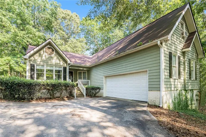 172 Crown Forest Drive, Mcdonough, Georgia 30252