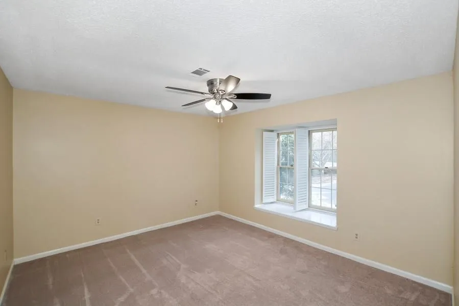 208 Bainbridge Drive Nw, Sandy Springs, Georgia 30327, 2 Bedrooms Bedrooms, ,2 BathroomsBathrooms,Residential,Sold,208 Bainbridge Drive Nw,6117797