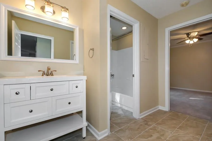 208 Bainbridge Drive Nw, Sandy Springs, Georgia 30327, 2 Bedrooms Bedrooms, ,2 BathroomsBathrooms,Residential,Sold,208 Bainbridge Drive Nw,6117797