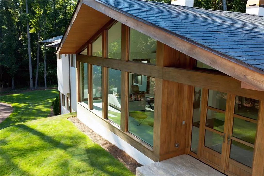 4825 Jett Road, Atlanta, Georgia 30327, 5 Bedrooms Bedrooms, ,6 BathroomsBathrooms,Residential,Sold,4825 Jett Road,6799553