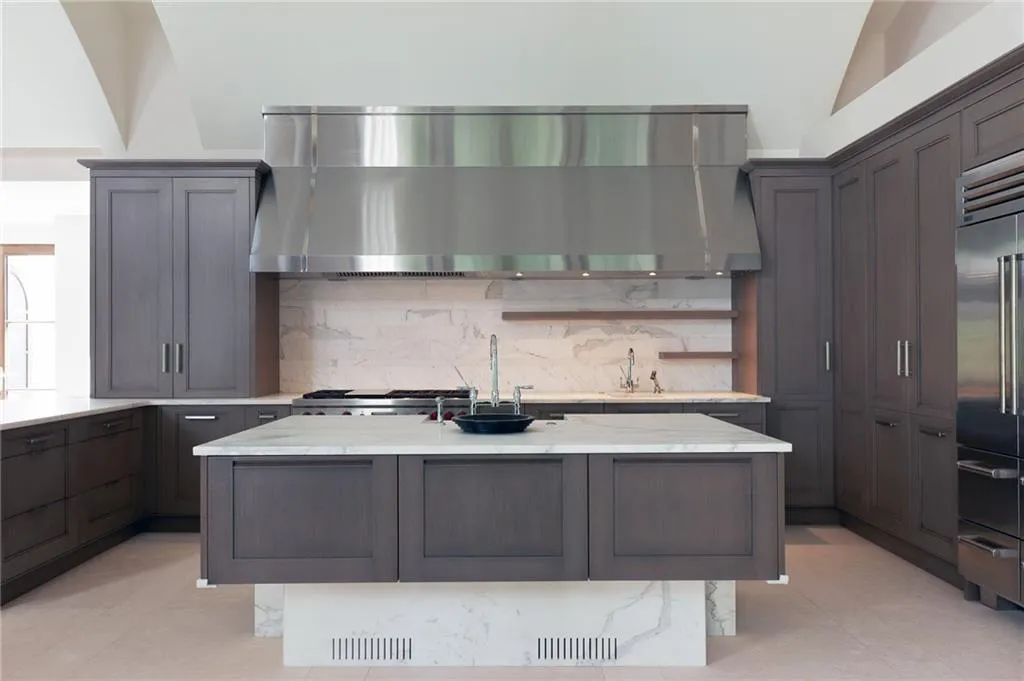 4825 Jett Road, Atlanta, Georgia 30327, 5 Bedrooms Bedrooms, ,6 BathroomsBathrooms,Residential,Sold,4825 Jett Road,6799553