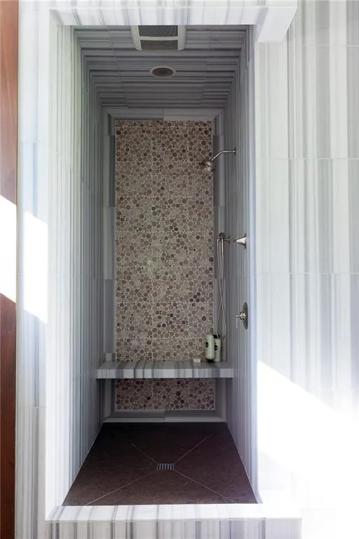 4825 Jett Road, Atlanta, Georgia 30327, 5 Bedrooms Bedrooms, ,6 BathroomsBathrooms,Residential,Sold,4825 Jett Road,6799553