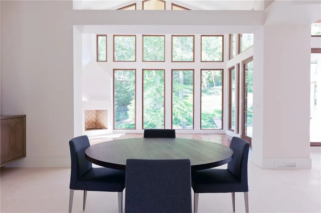 4825 Jett Road, Atlanta, Georgia 30327, 5 Bedrooms Bedrooms, ,6 BathroomsBathrooms,Residential,Sold,4825 Jett Road,6799553