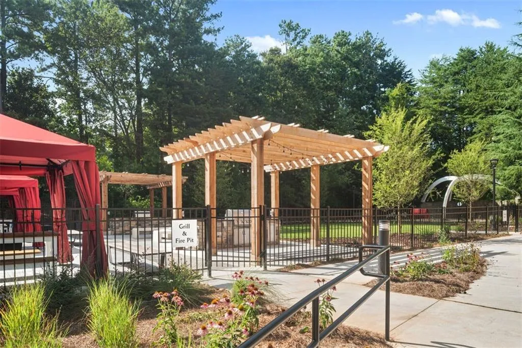 799 Hammond Drive Unit 321, Atlanta, Georgia 30328, 2 Bedrooms Bedrooms, ,2 BathroomsBathrooms,Residential,Sold,799 Hammond Drive Unit 321,7562213