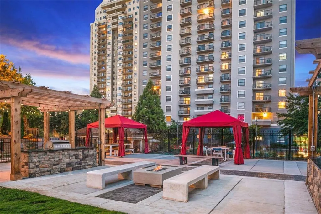 799 Hammond Drive Unit 321, Atlanta, Georgia 30328, 2 Bedrooms Bedrooms, ,2 BathroomsBathrooms,Residential,Sold,799 Hammond Drive Unit 321,7562213