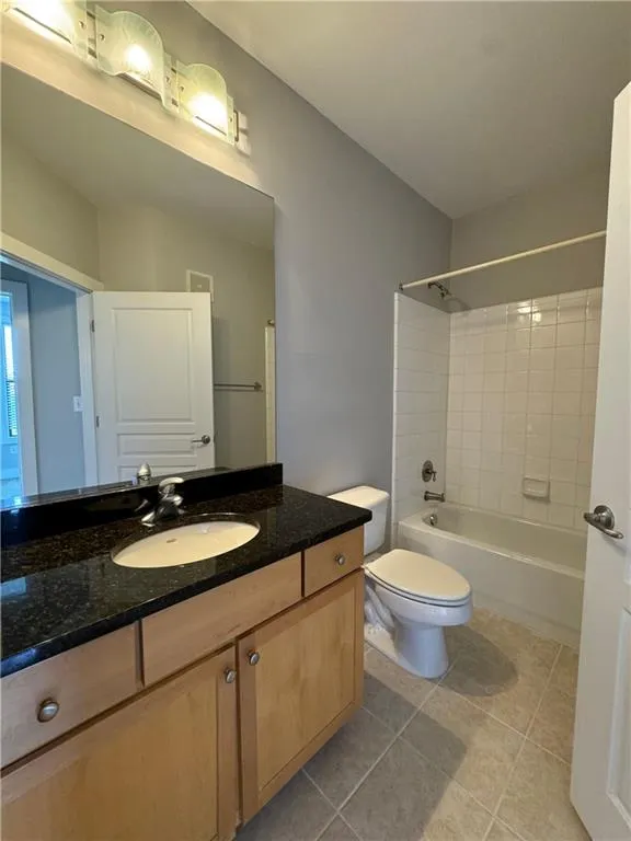 799 Hammond Drive Unit 321, Atlanta, Georgia 30328, 2 Bedrooms Bedrooms, ,2 BathroomsBathrooms,Residential,Sold,799 Hammond Drive Unit 321,7562213