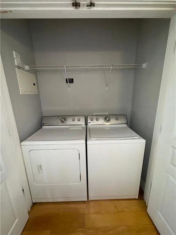799 Hammond Drive Unit 321, Atlanta, Georgia 30328, 2 Bedrooms Bedrooms, ,2 BathroomsBathrooms,Residential,Sold,799 Hammond Drive Unit 321,7562213