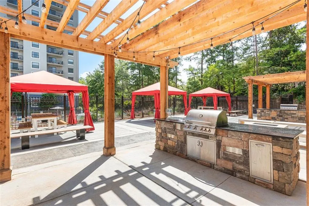 799 Hammond Drive Unit 321, Atlanta, Georgia 30328, 2 Bedrooms Bedrooms, ,2 BathroomsBathrooms,Residential,Sold,799 Hammond Drive Unit 321,7562213