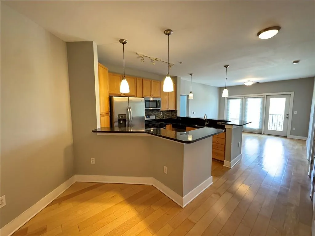 799 Hammond Drive Unit 321, Atlanta, Georgia 30328, 2 Bedrooms Bedrooms, ,2 BathroomsBathrooms,Residential,Sold,799 Hammond Drive Unit 321,7562213