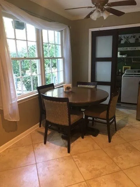 440 Glencourtney Drive, Sandy Springs, Georgia 30328, 4 Bedrooms Bedrooms, ,2 BathroomsBathrooms,Residential,Sold,440 Glencourtney Drive,6503833