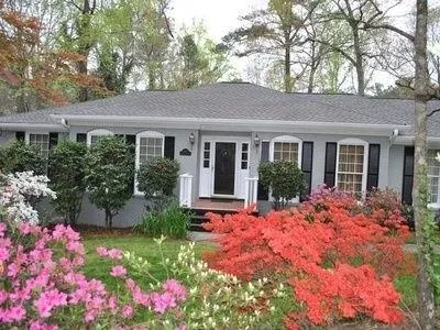 440 Glencourtney Drive, Sandy Springs, Georgia 30328, 4 Bedrooms Bedrooms, ,2 BathroomsBathrooms,Residential,Sold,440 Glencourtney Drive,6503833