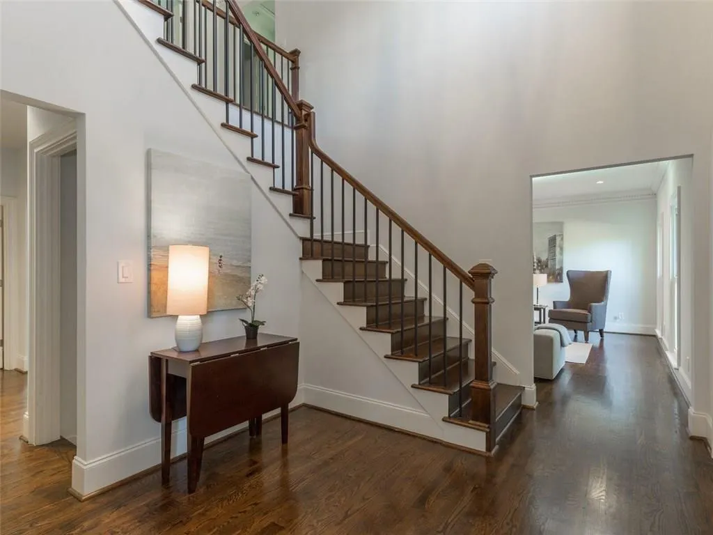 1865 Old Dominion Drive, Sandy Springs, Georgia 30350, 5 Bedrooms Bedrooms, ,4 BathroomsBathrooms,Residential,Sold,1865 Old Dominion Drive,5778450