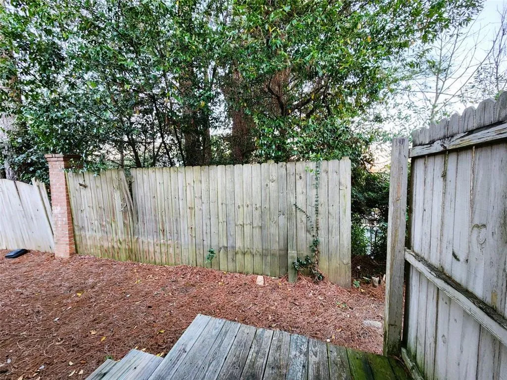 7750 Roswell Road Unit 5a, Atlanta, Georgia 30350, 2 Bedrooms Bedrooms, ,1 BathroomBathrooms,Residential,Sold,7750 Roswell Road Unit 5a,7366509