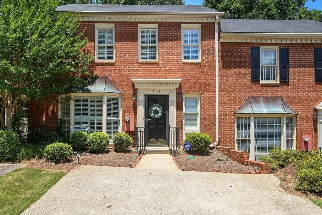 7904 Briar Villa Place, Atlanta, Georgia 30350, 3 Bedrooms Bedrooms, ,2 BathroomsBathrooms,Residential,Sold,7904 Briar Villa Place,6566464