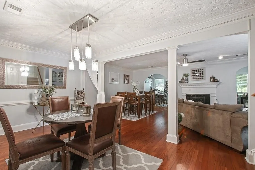 7904 Briar Villa Place, Atlanta, Georgia 30350, 3 Bedrooms Bedrooms, ,2 BathroomsBathrooms,Residential,Sold,7904 Briar Villa Place,6566464