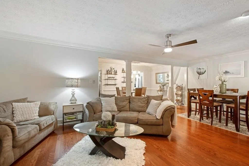 7904 Briar Villa Place, Atlanta, Georgia 30350, 3 Bedrooms Bedrooms, ,2 BathroomsBathrooms,Residential,Sold,7904 Briar Villa Place,6566464
