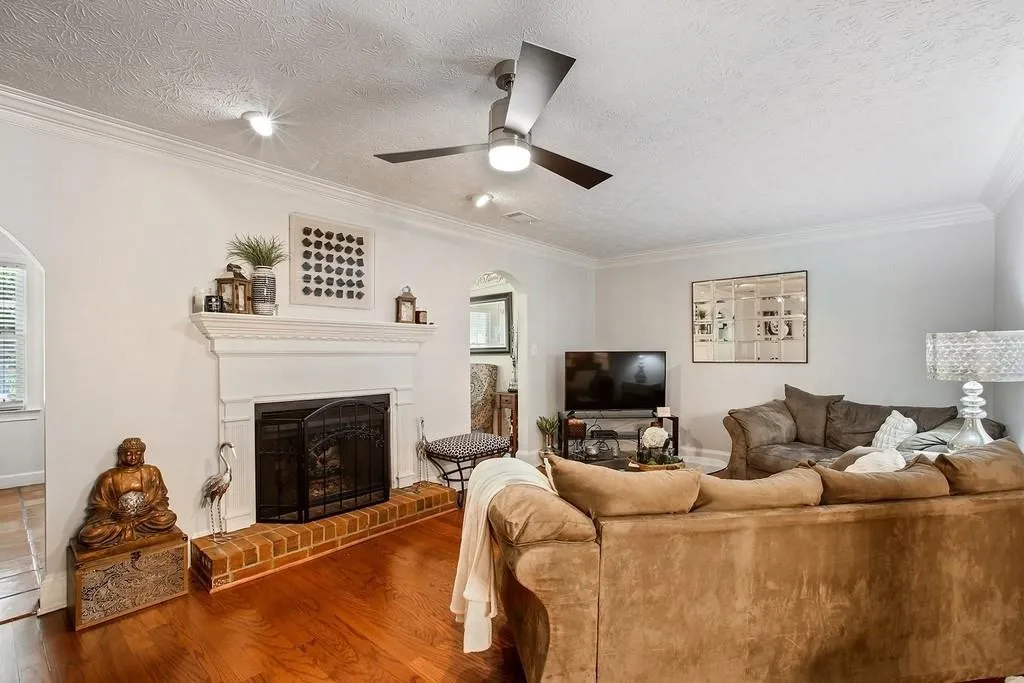 7904 Briar Villa Place, Atlanta, Georgia 30350, 3 Bedrooms Bedrooms, ,2 BathroomsBathrooms,Residential,Sold,7904 Briar Villa Place,6566464