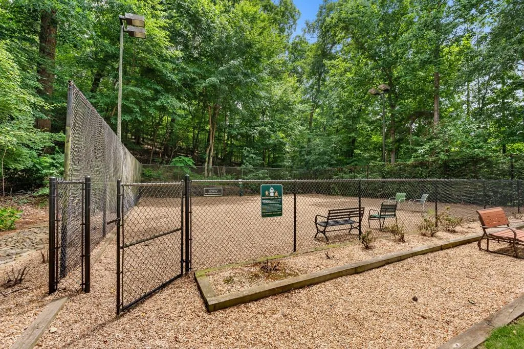 404 Bainbridge Drive, Sandy Springs, Georgia 30327, 2 Bedrooms Bedrooms, ,2 BathroomsBathrooms,Residential,Sold,404 Bainbridge Drive,7403504
