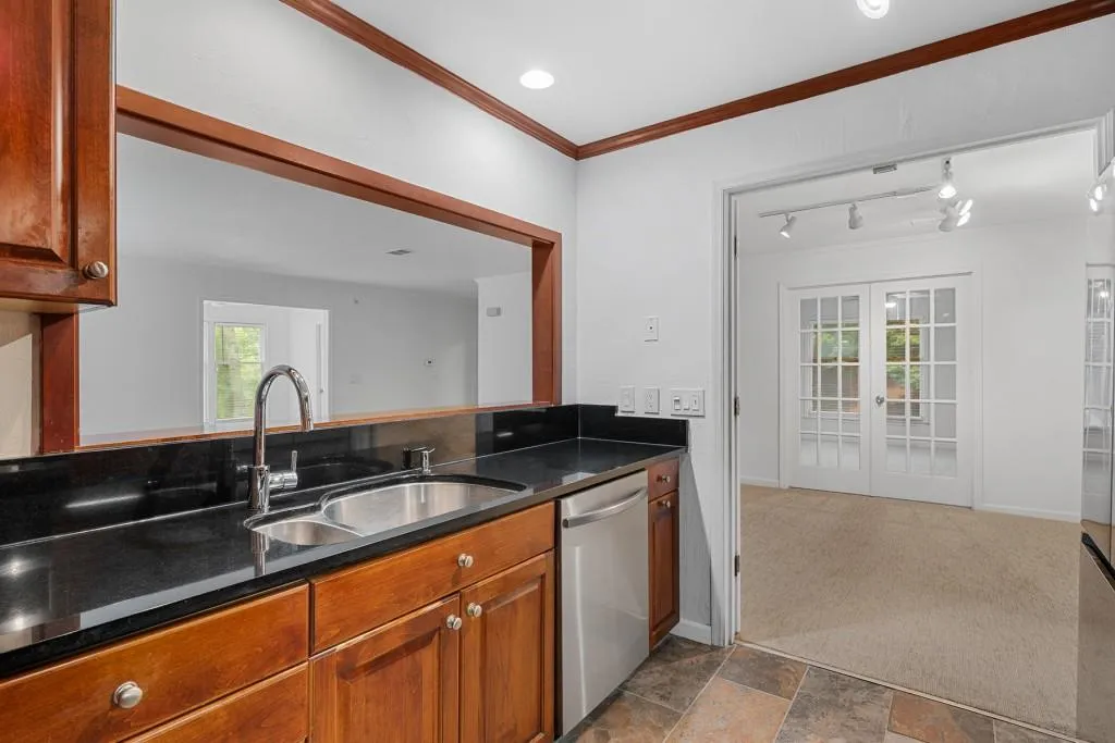 404 Bainbridge Drive, Sandy Springs, Georgia 30327, 2 Bedrooms Bedrooms, ,2 BathroomsBathrooms,Residential,Sold,404 Bainbridge Drive,7403504