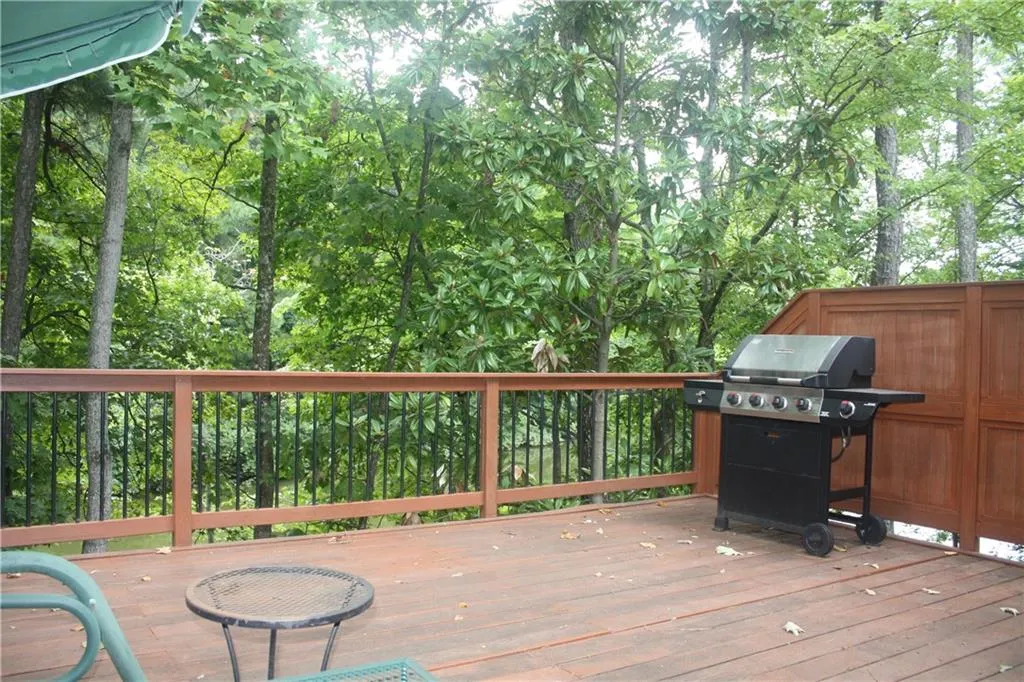 37 Basswood Circle, Atlanta, Georgia 30328, 4 Bedrooms Bedrooms, ,3 BathroomsBathrooms,Residential,Sold,37 Basswood Circle,6067407