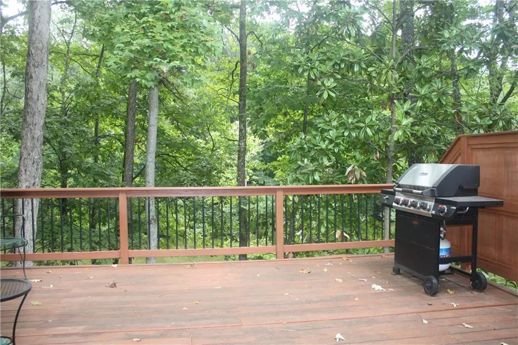 37 Basswood Circle, Atlanta, Georgia 30328, 4 Bedrooms Bedrooms, ,3 BathroomsBathrooms,Residential,Sold,37 Basswood Circle,6067407