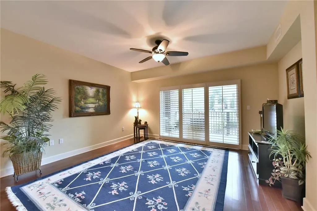 200 River Vista Drive Unit 204, Atlanta, Georgia 30339, ,Residential,Sold,200 River Vista Drive Unit 204,5888204