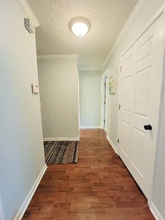 407 Barrington Hills Drive, Sandy Springs, Georgia 30350, 2 Bedrooms Bedrooms, ,2 BathroomsBathrooms,Residential,Sold,407 Barrington Hills Drive,6848377