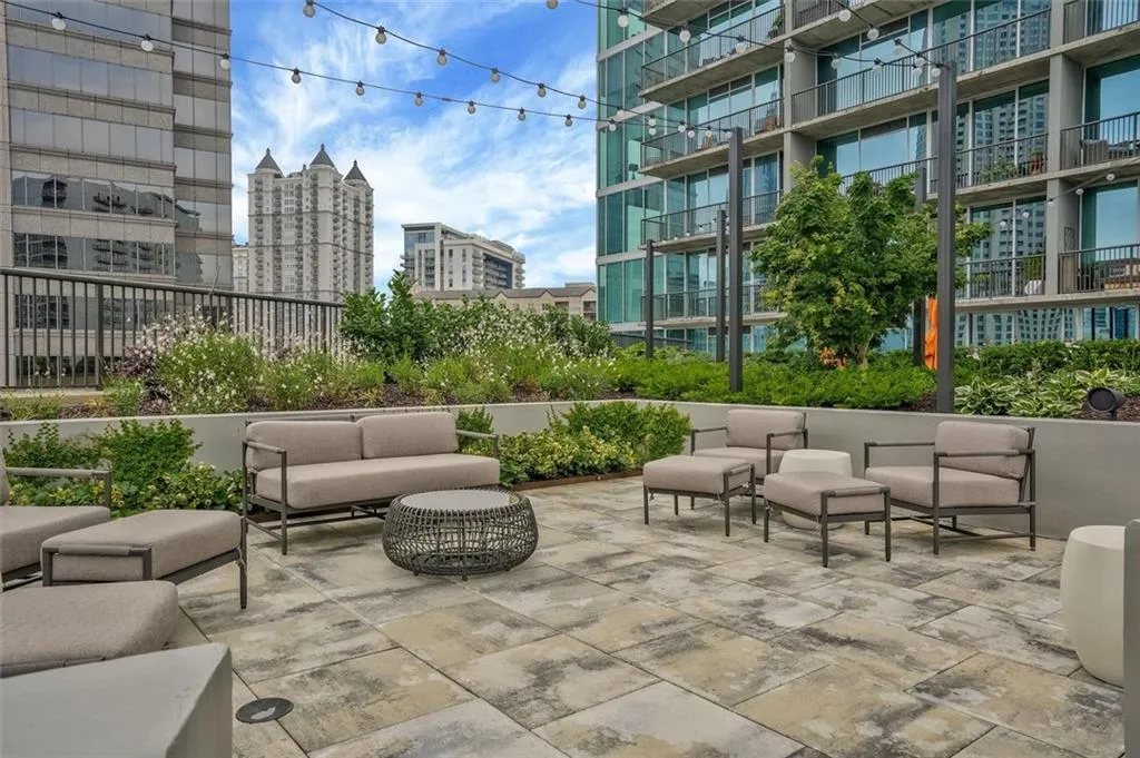 roof top entertaining area