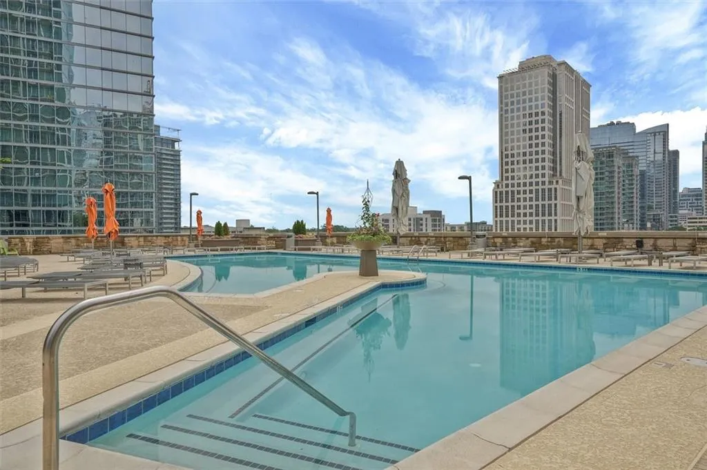 1080 Peachtree Street Ne Unit 703, Atlanta, Georgia 30309, 2 Bedrooms Bedrooms, ,2 BathroomsBathrooms,Residential,For Sale,1080 Peachtree Street Ne Unit 703,7618871
