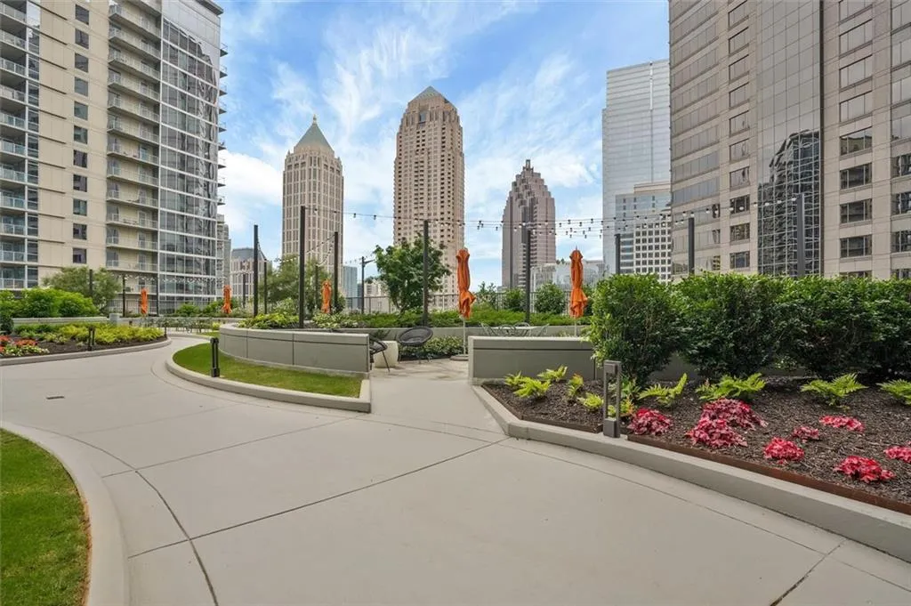 1080 Peachtree Street Ne Unit 703, Atlanta, Georgia 30309, 2 Bedrooms Bedrooms, ,2 BathroomsBathrooms,Residential,For Sale,1080 Peachtree Street Ne Unit 703,7618871