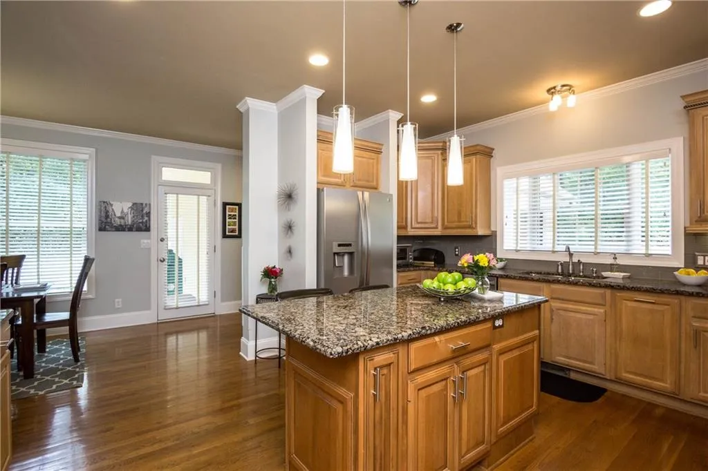 820 Wesley Oak Road, Sandy Springs, Georgia 30328, 5 Bedrooms Bedrooms, ,4 BathroomsBathrooms,Residential,Sold,820 Wesley Oak Road,5849193
