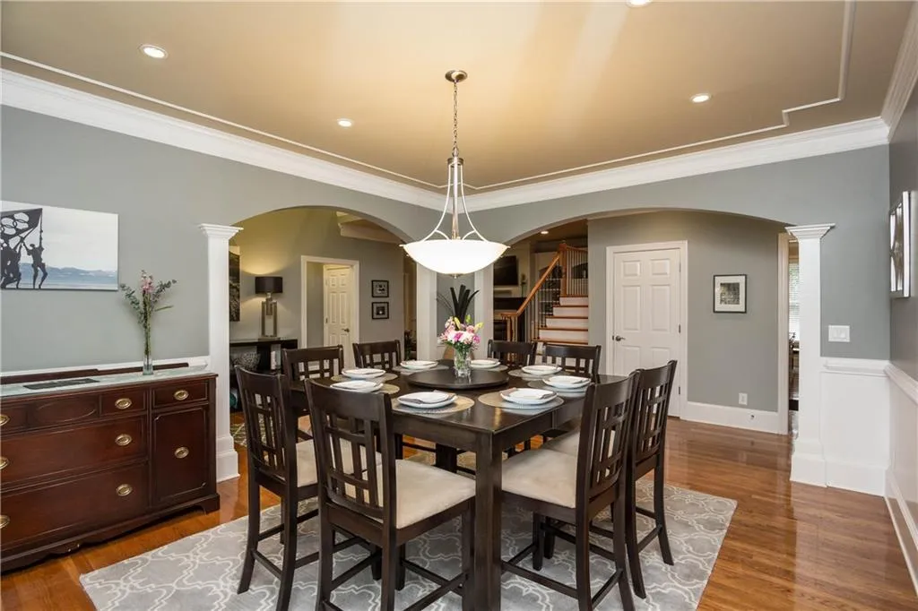 820 Wesley Oak Road, Sandy Springs, Georgia 30328, 5 Bedrooms Bedrooms, ,4 BathroomsBathrooms,Residential,Sold,820 Wesley Oak Road,5849193