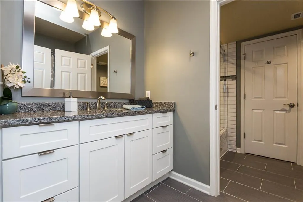 820 Wesley Oak Road, Sandy Springs, Georgia 30328, 5 Bedrooms Bedrooms, ,4 BathroomsBathrooms,Residential,Sold,820 Wesley Oak Road,5849193