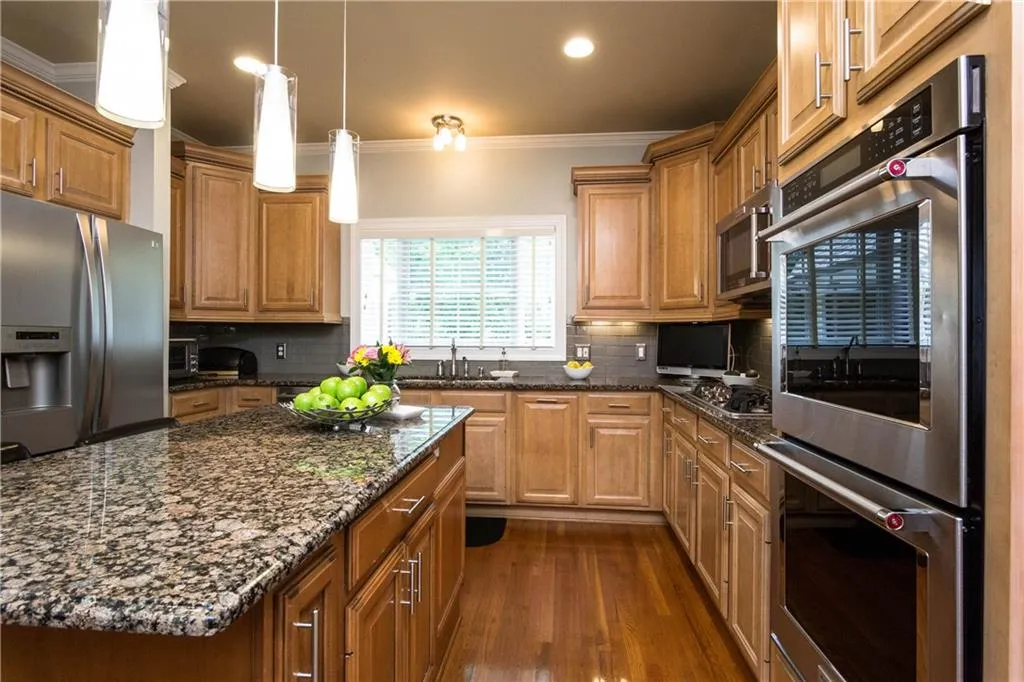 820 Wesley Oak Road, Sandy Springs, Georgia 30328, 5 Bedrooms Bedrooms, ,4 BathroomsBathrooms,Residential,Sold,820 Wesley Oak Road,5849193