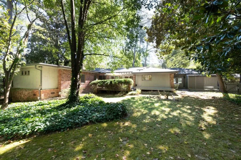 3144 E Wood Valley Road Nw, Atlanta, Georgia 30327, 3 Bedrooms Bedrooms, ,3 BathroomsBathrooms,Residential,For Sale,3144 E Wood Valley Road Nw,7670094 3144 E Wood Valley Road Nw, Atlanta, Georgia 30327, 3 Bedrooms Bedrooms, ,3 BathroomsBathrooms,Residential,For Sale,3144 E Wood Valley Road Nw,7670094